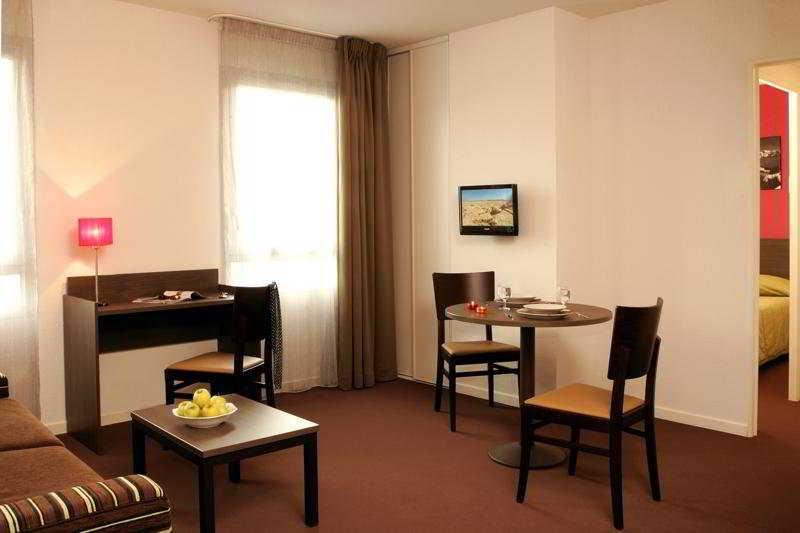 Aparthotel Adagio Access Marseille Saint Charles Rum bild